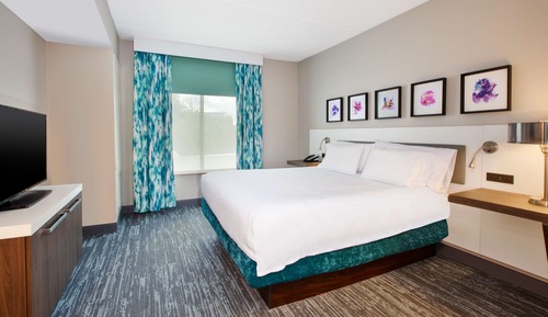 Junior Suite, One King Bed