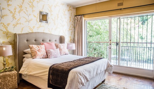 Double Room, ensuite Shower Room 8