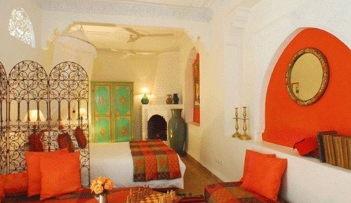 Junior Room (Sakina)
