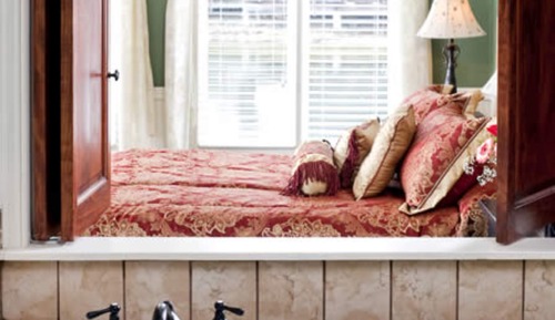 105, Captin Fitz Room, Private Bathroom