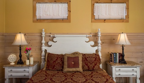 108, Carrige Room, Private Bathroom
