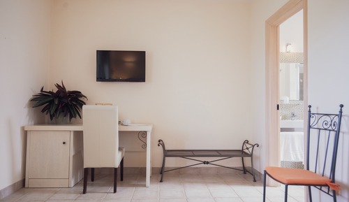 Comfort Room, Sea View, Garden Area