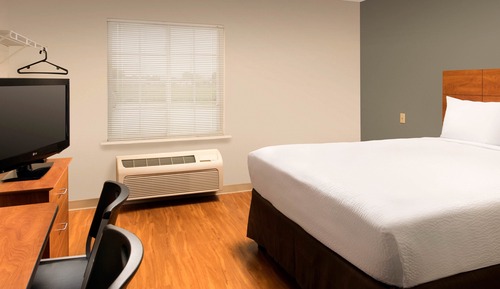 Standard Room, 1 Queen Bed, Smoking