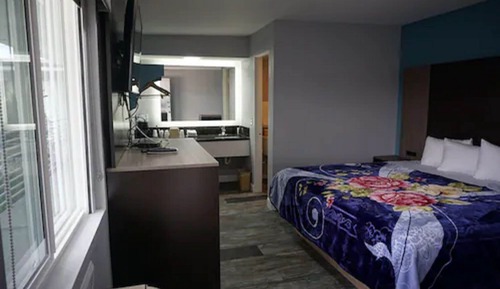 Classic Room, 1 Queen Bed