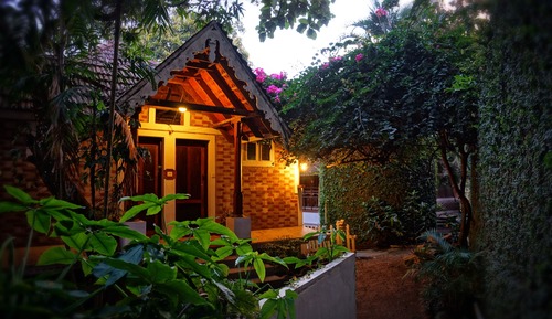 Standard Cottage