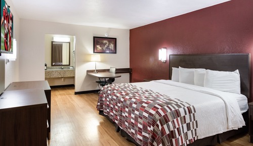 Superior Room, 1 King Bed (Smoke Free)