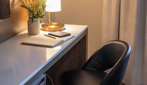 King Studio Suite Courtyard - Newly Renovated