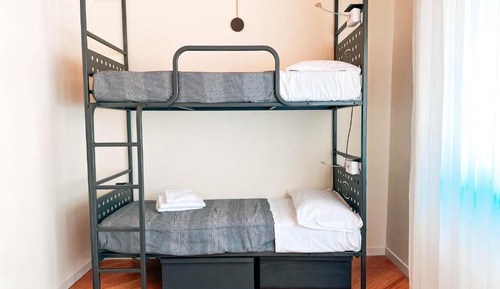 Shared Dormitory, Mixed Dorm