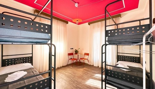 Shared Dormitory, Mixed Dorm