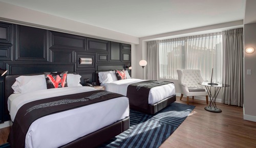 Room, 2 Queen Beds, Non Smoking (Mobility Accessible, Tub)