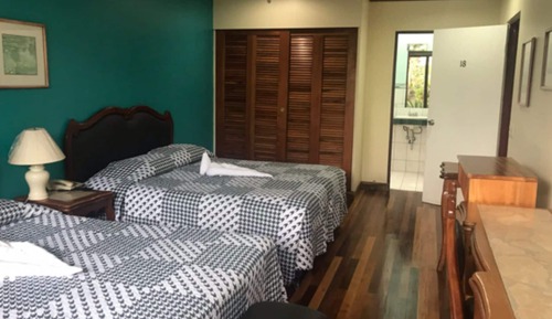 Standard Single Room, 2 Double Beds