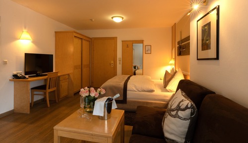 Double Room, Balcony, Mountain View (Hohe Munde)