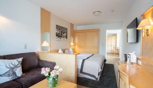Apartment, 1 Bedroom, Balcony (with oriel)