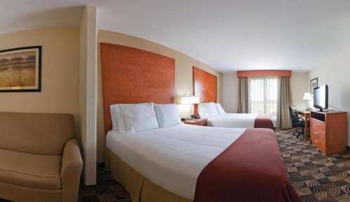 Standard Room, 2 Queen Beds, Accessible (Communications, Roll In Shower)
