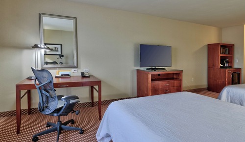 Room, 2 Queen Beds (Drinks & Snacks)