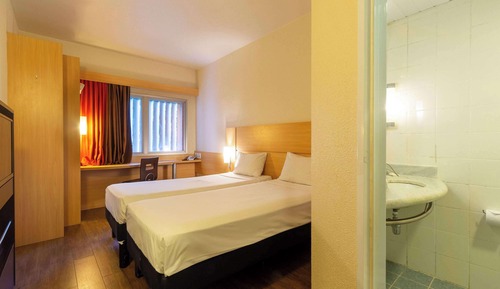 Standard Room, 2 Twin Beds