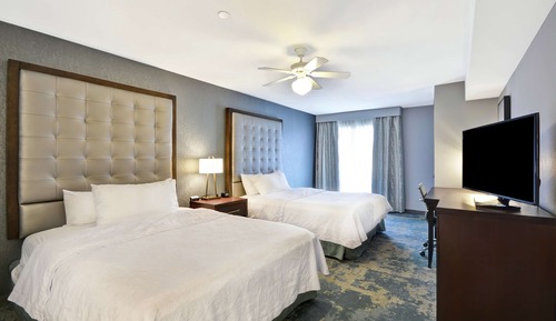 Suite, 2 Double Beds, Accessible, Bathtub (Mobility & Hearing)
