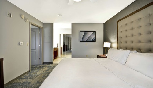Suite, Accessible, Non Smoking (Mobility & Hearing, 3x3 Shower)