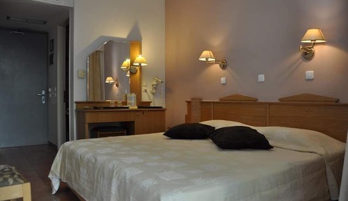 Double or Twin Room, Mountain View