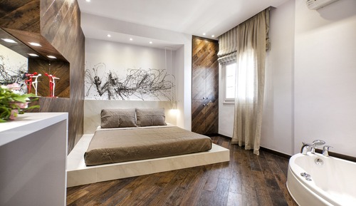 Suite, Jetted Tub