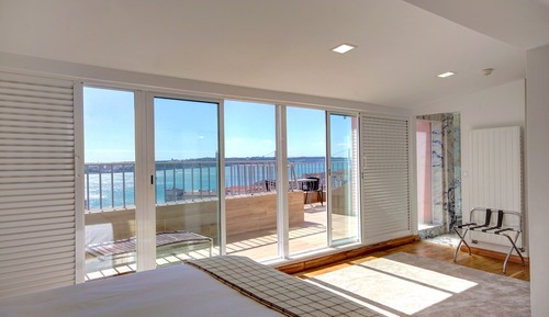 Deluxe Suite, Balcony