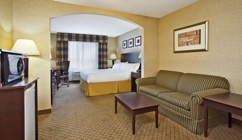 Suite, 1 King Bed, Accessible Bathtub, Non Smoking (Mobility, Access Tub)