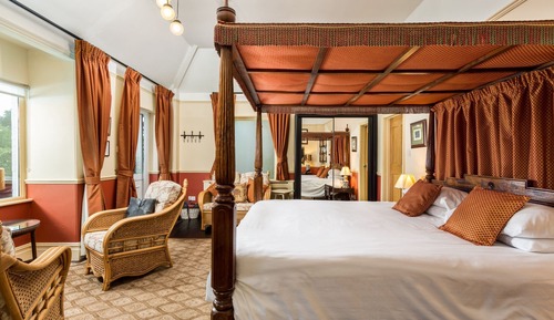 Deluxe Studio Suite, Hot Tub