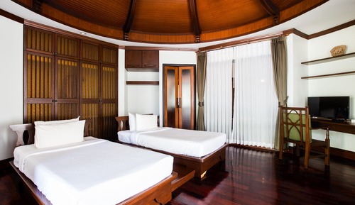 Jacuzzi Villa