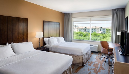 Standard Room, 2 Queen Beds, Accessible (Accessible Tub)