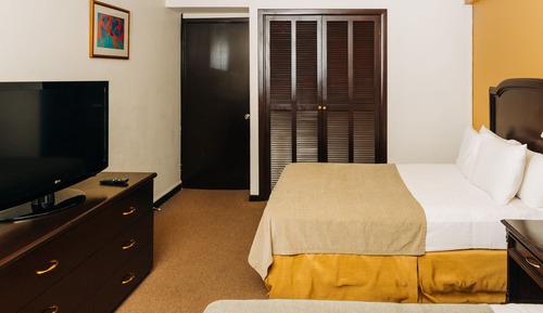 Standard Suite, 2 Double Beds, Non Smoking