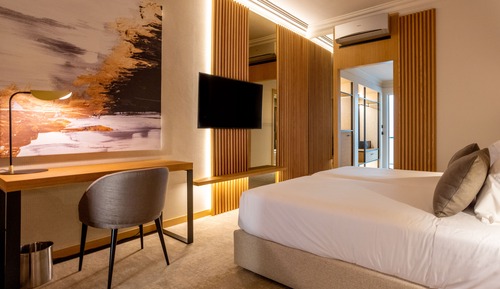 Superior Twin Room, Mountain View