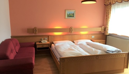 Standard Room, Annex Building