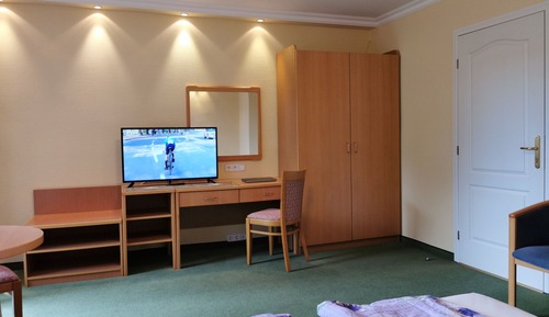 Deluxe Apartment, Balcony, Garden View (for 3 people with air conditioning)