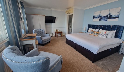 Double Room, Ensuite, Sea View (Principle)