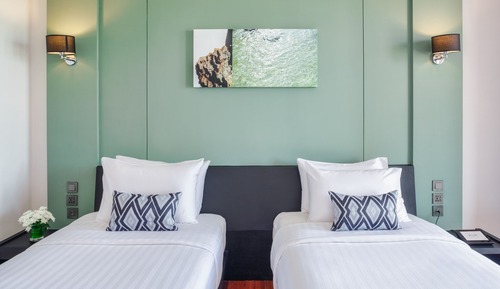 Deluxe Room, 2 Twin Beds, Sea View