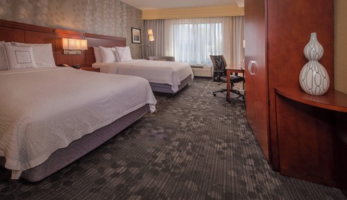 Room, 2 Queen Beds