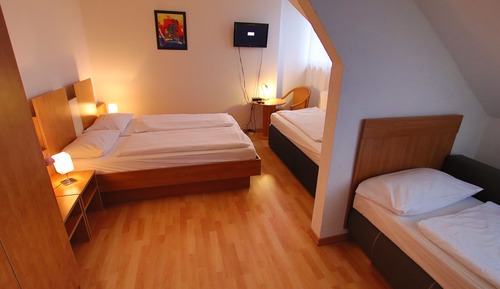 Classic Quadruple Room