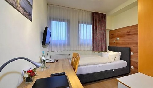 Basic Single Room