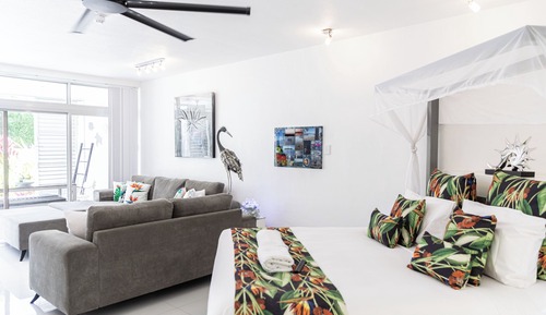 Sun Lotus Family Suite