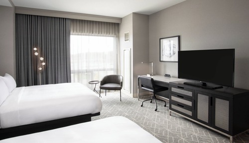 Room, 2 Queen Beds, No View