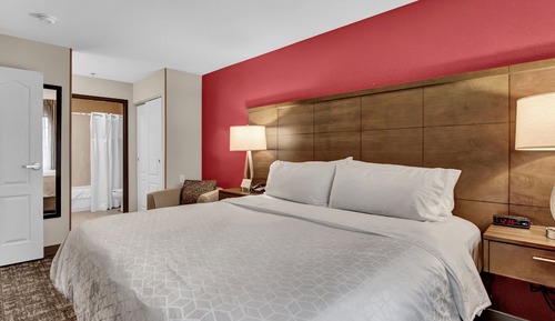 Suite, 2 Bedrooms, Kitchen