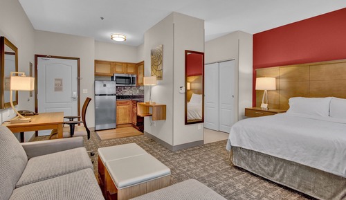Studio Suite, 1 Queen Bed, Accessible Bathtub, Kitchen (Communications, Access Tub)