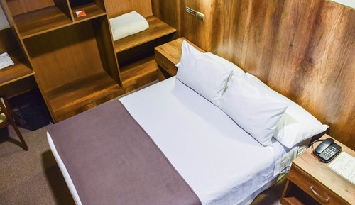 Economy Room