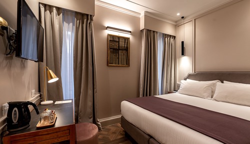 Room (Small)