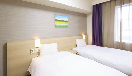 Double Room W/4 nights Non Smoking(No cleaning)
