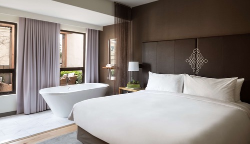 Andaz, Junior Suite