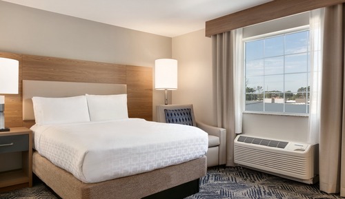 Studio Suite, 1 Queen Bed