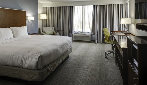 Room, 1 King Bed, Accessible (Gulf View Hearing Impaired)