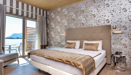 Superior Double Room, Garden View