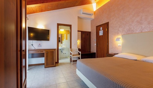 Superior Double Room, 1 Queen Bed, Balcony